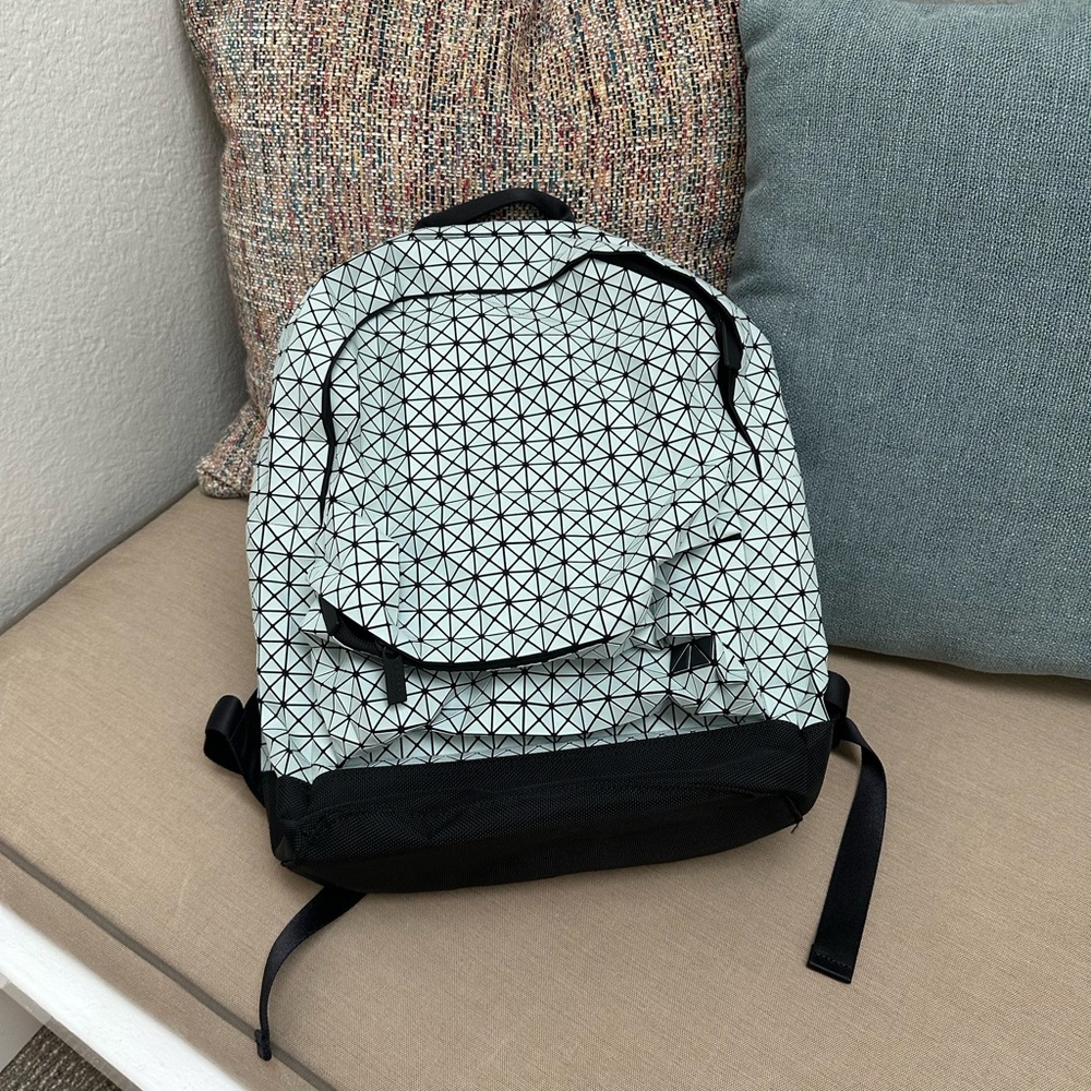 Geometric Patterned Black and White Backpack - Picture 2 of 15